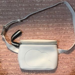 Ariana Grande fanny pack